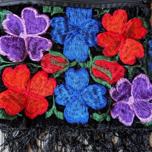 VINTAGE 90s Embroidered Velour Purse Floral Embroidery Handmade Crossbody Bag - Picture 4 of 8